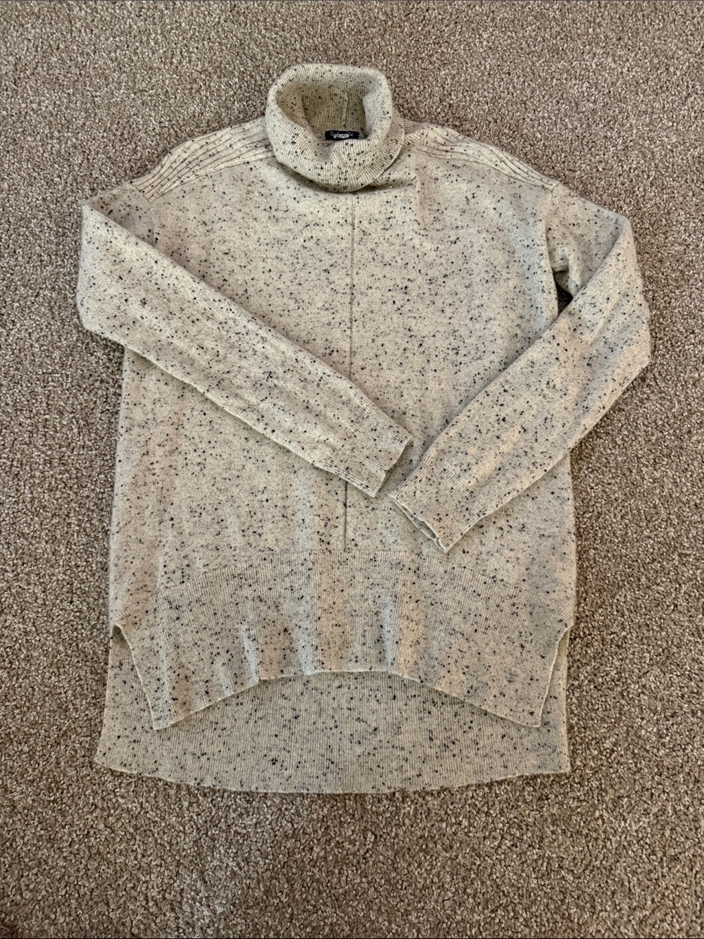 Splendid Speckled Cream Turtleneck Sweater